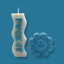 Load image into Gallery viewer, Smiley Daisy