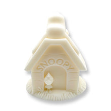 Load image into Gallery viewer, Doghouse